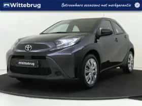Toyota Aygo (2023) thumbnail 1