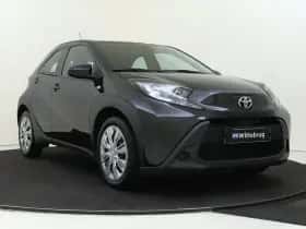 Toyota Aygo (2023) thumbnail 3