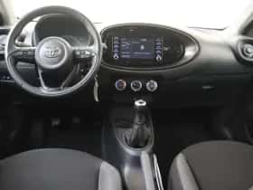 Toyota Aygo (2023) thumbnail 5