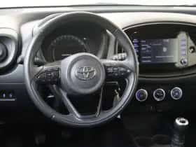 Toyota Aygo (2023) thumbnail 6