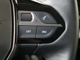 Peugeot e-2008 (2022) thumbnail 21