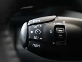 Peugeot e-2008 (2022) thumbnail 22