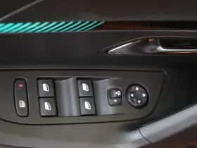Peugeot e-2008 (2022) thumbnail 30