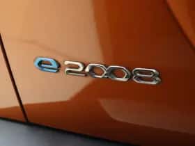 Peugeot e-2008 (2022) thumbnail 32
