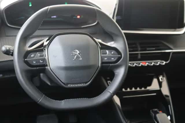 Peugeot e-2008 (2022) thumbnail 6