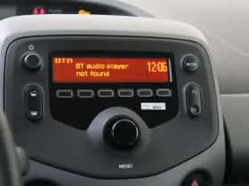 Peugeot 108 (2021) thumbnail 16