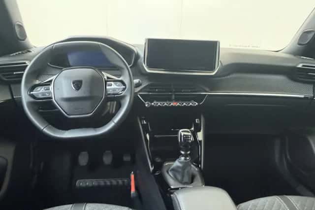 Peugeot 2008 (2025) thumbnail 5
