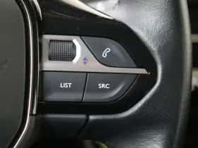Peugeot 2008 (2020) thumbnail 23