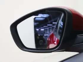 Peugeot 2008 (2020) thumbnail 28