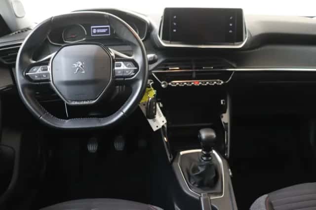 Peugeot 2008 (2020) thumbnail 5