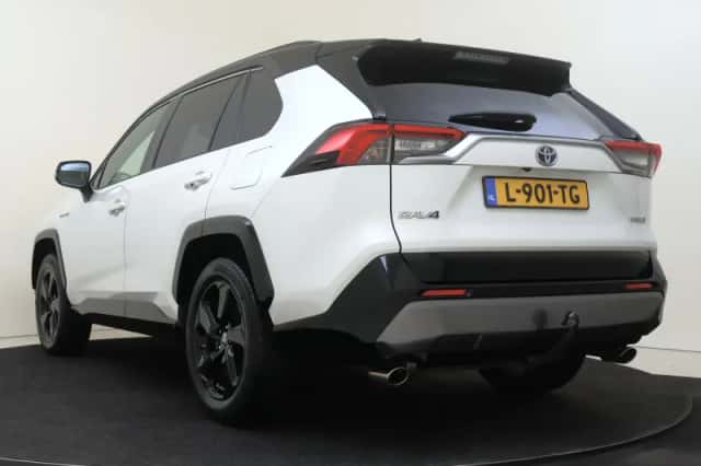 Toyota RAV4 (2019) thumbnail 4