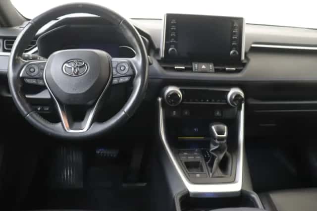 Toyota RAV4 (2019) thumbnail 5