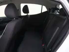 Hyundai i10 (2024) thumbnail 12