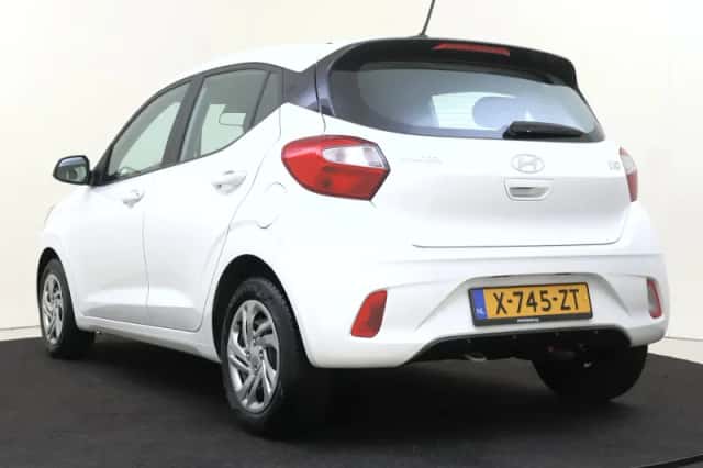 Hyundai i10 (2024) thumbnail 4