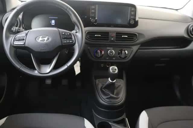 Hyundai i10 (2024) thumbnail 5