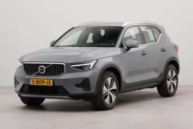 Volvo XC40 (2023) thumbnail 1