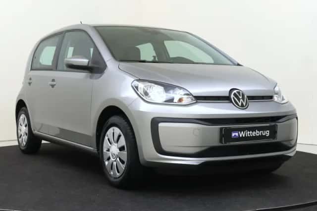 Volkswagen Up! (2023) thumbnail 3