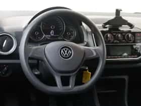 Volkswagen Up! (2023) thumbnail 6