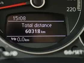 Volkswagen Up! (2023) thumbnail 9