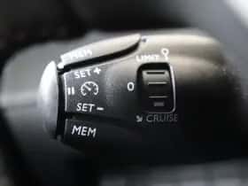 Peugeot 208 (2024) thumbnail 23