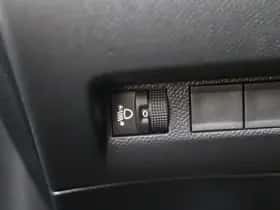 Peugeot 208 (2024) thumbnail 26