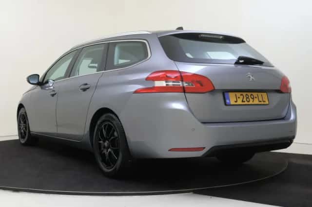 Peugeot 308 (2020) thumbnail 4