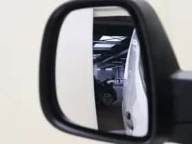 Peugeot Partner (2021) thumbnail 25