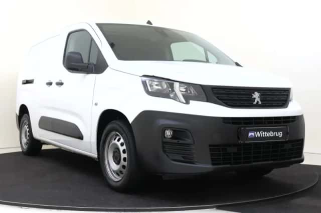 Peugeot Partner (2021) thumbnail 2