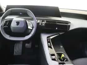 Peugeot e-3008 (2025) thumbnail 5