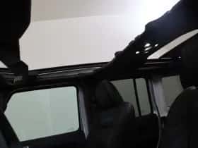 Jeep Wrangler (2024) thumbnail 31