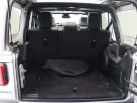 Jeep Wrangler (2024) thumbnail 33