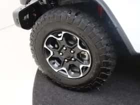 Jeep Wrangler (2024) thumbnail 38