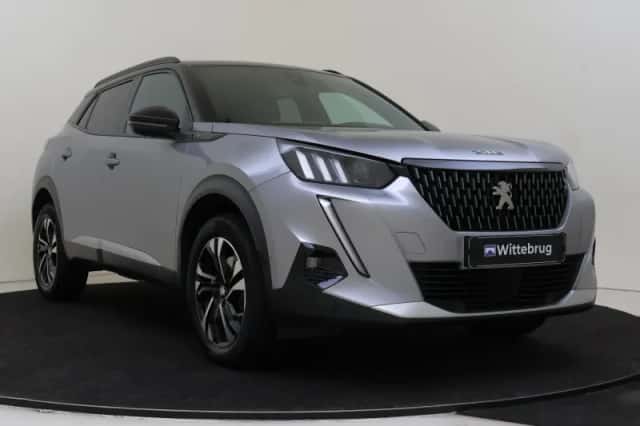 Peugeot 2008 (2021) thumbnail 3