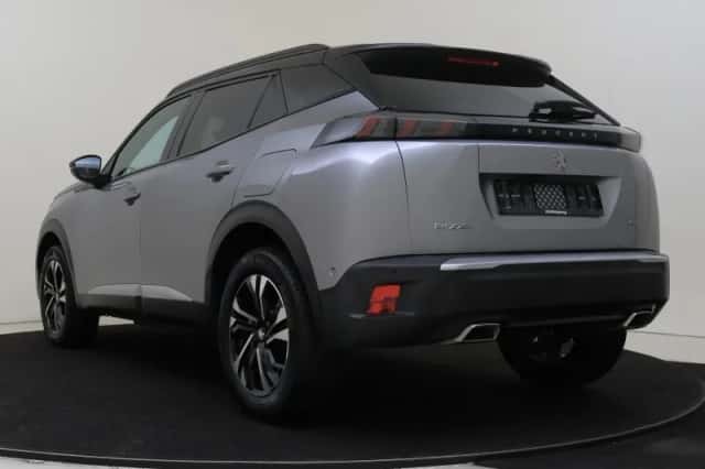 Peugeot 2008 (2021) thumbnail 4