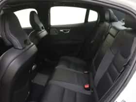Volvo S60 (2019) thumbnail 6