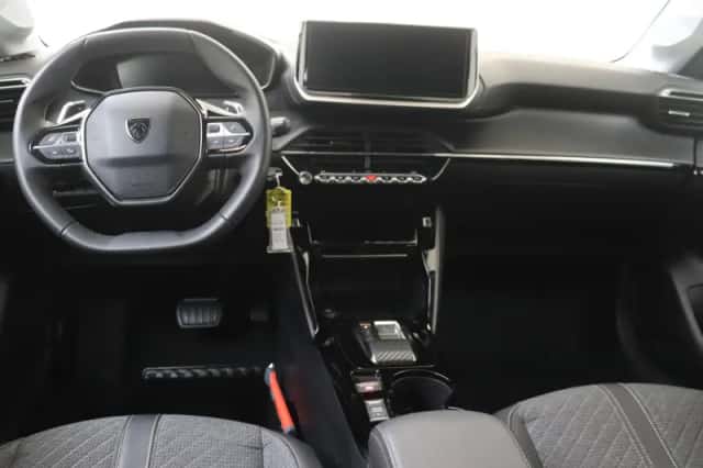 Peugeot 208 (2025) thumbnail 5