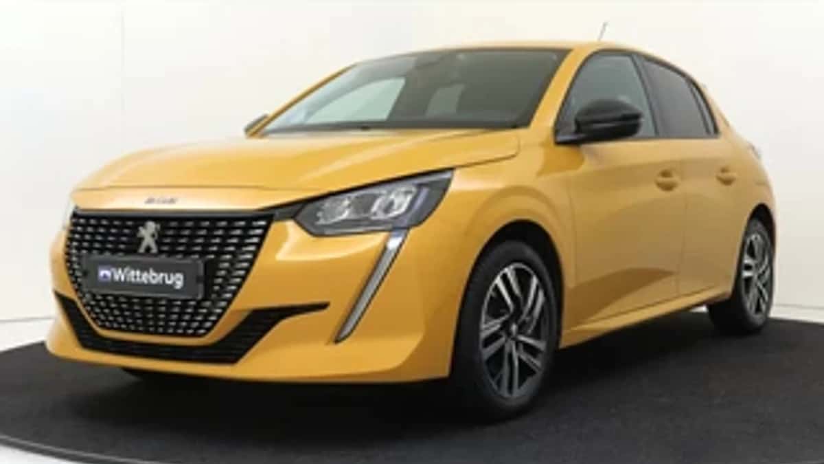 Peugeot 208 (2023) — foto 1