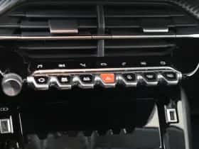 Peugeot 208 (2023) thumbnail 26