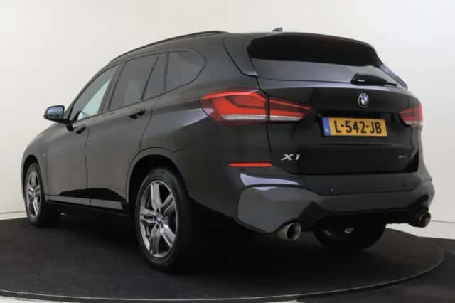 BMW X1 (2020) thumbnail 4