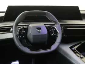 Peugeot e-3008 (2025) thumbnail 6
