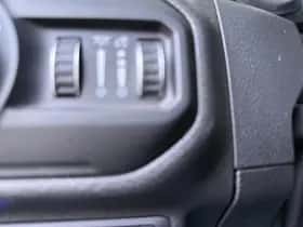 Jeep Wrangler (2022) thumbnail 27