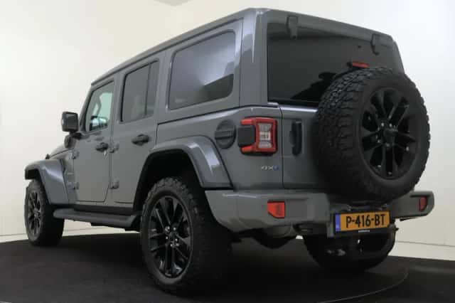 Jeep Wrangler (2022) thumbnail 4