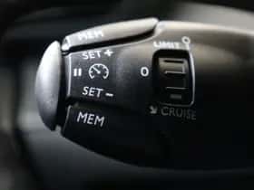 Peugeot 208 (2021) thumbnail 25