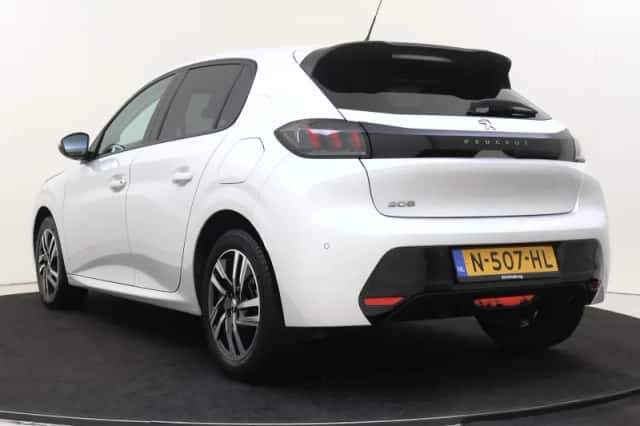 Peugeot 208 (2021) thumbnail 4