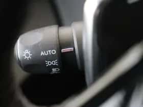 Peugeot 208 (2021) thumbnail 31