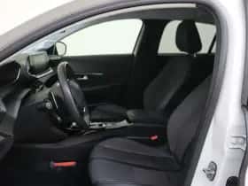 Peugeot 208 (2021) thumbnail 10