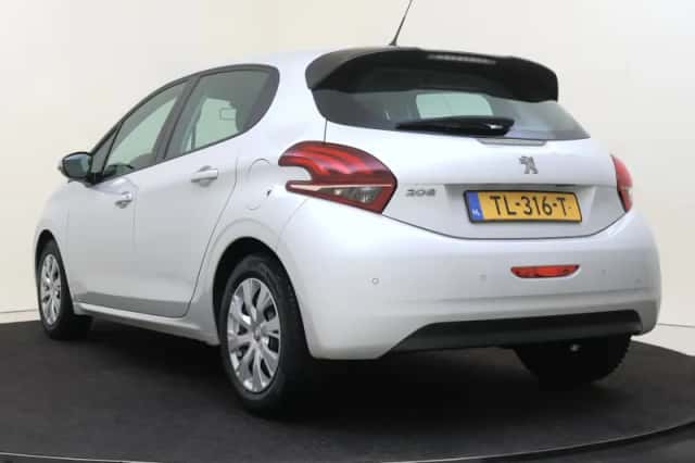 Peugeot 208 (2018) thumbnail 4