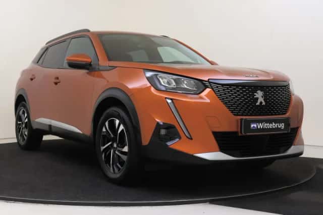 Peugeot 2008 (2020) thumbnail 3