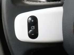 Renault Twingo (2016) thumbnail 18