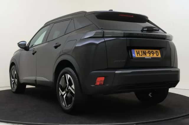 Peugeot 2008 (2025) thumbnail 4